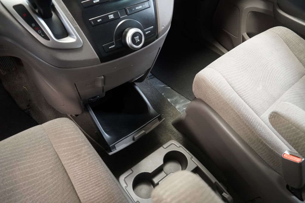 Used 2012 Honda Odyssey LX image 16