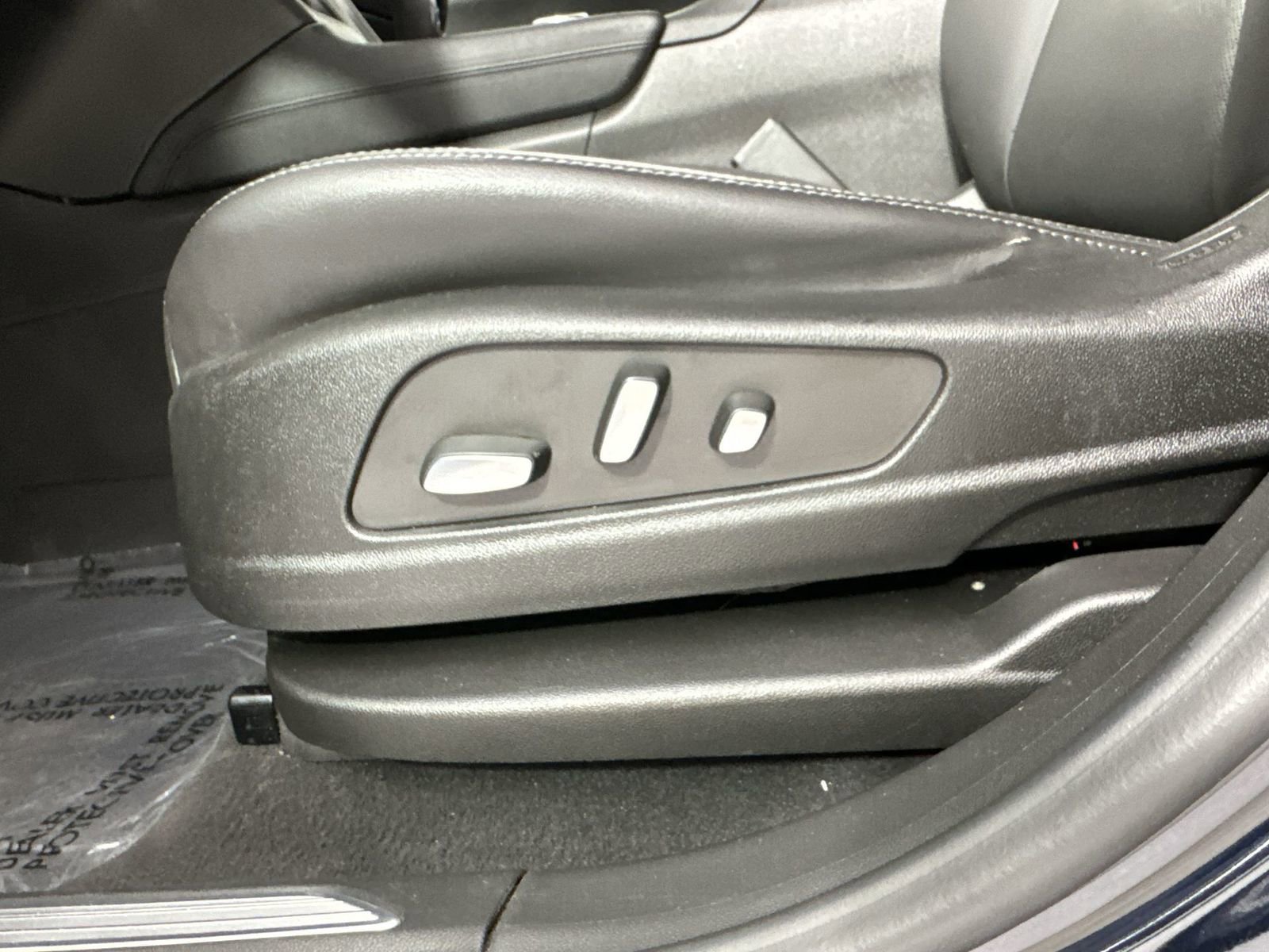 Used 2022 Cadillac XT5 Premium Luxury image 21