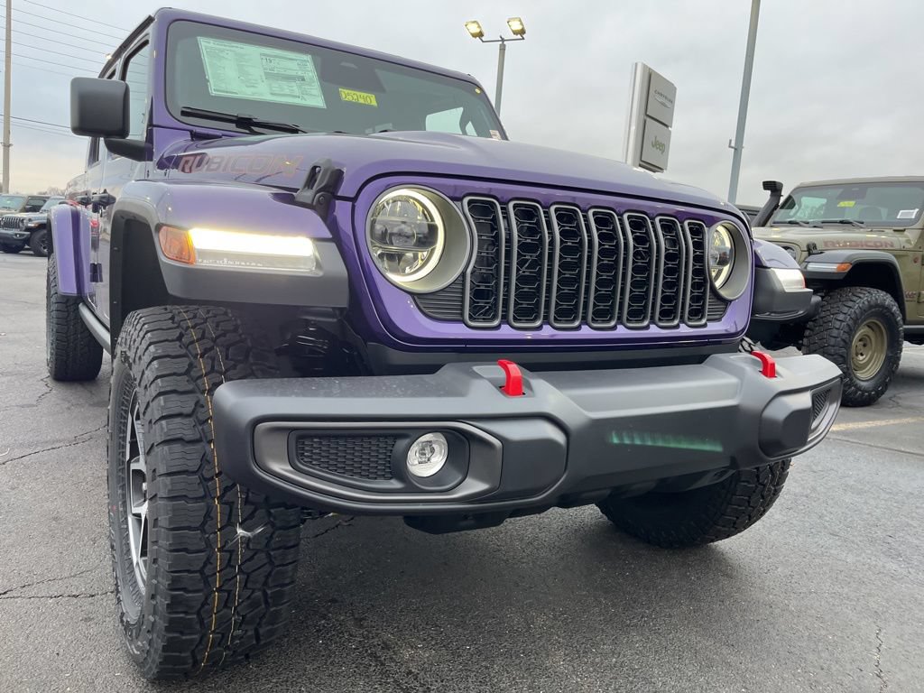 New 2026 Jeep Gladiator Rubicon w/ Steel Power Dome Hood Package AWD/4WD image 50
