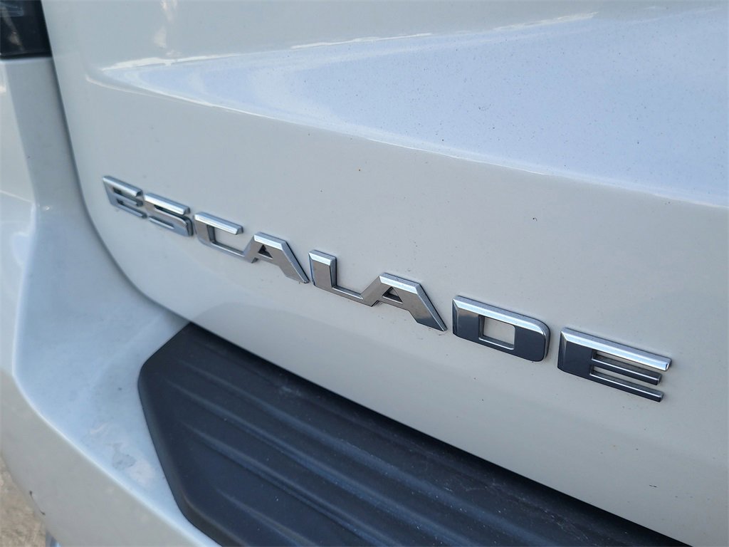 Used 2022 Cadillac Escalade ESV Premium Luxury image 6