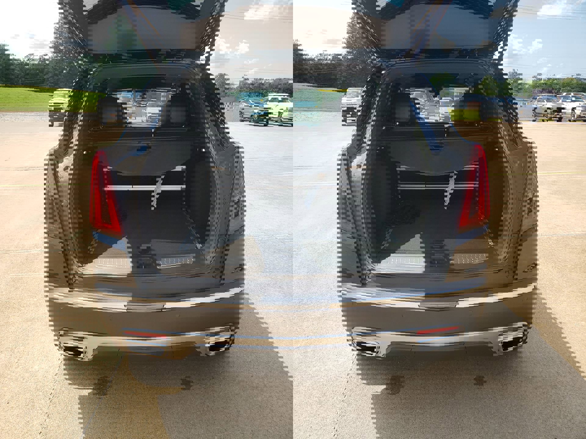 Used 2022 Cadillac XT5 Premium Luxury w/ Technology Package image 33