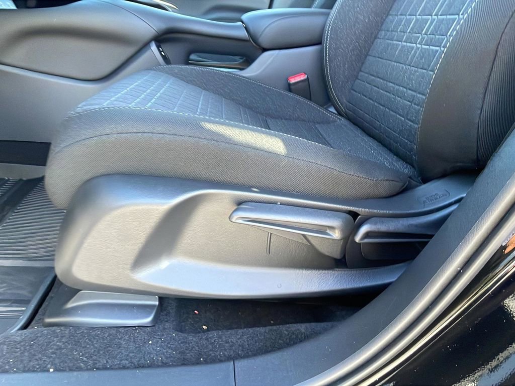 New 2026 Honda HR-V LX image 26