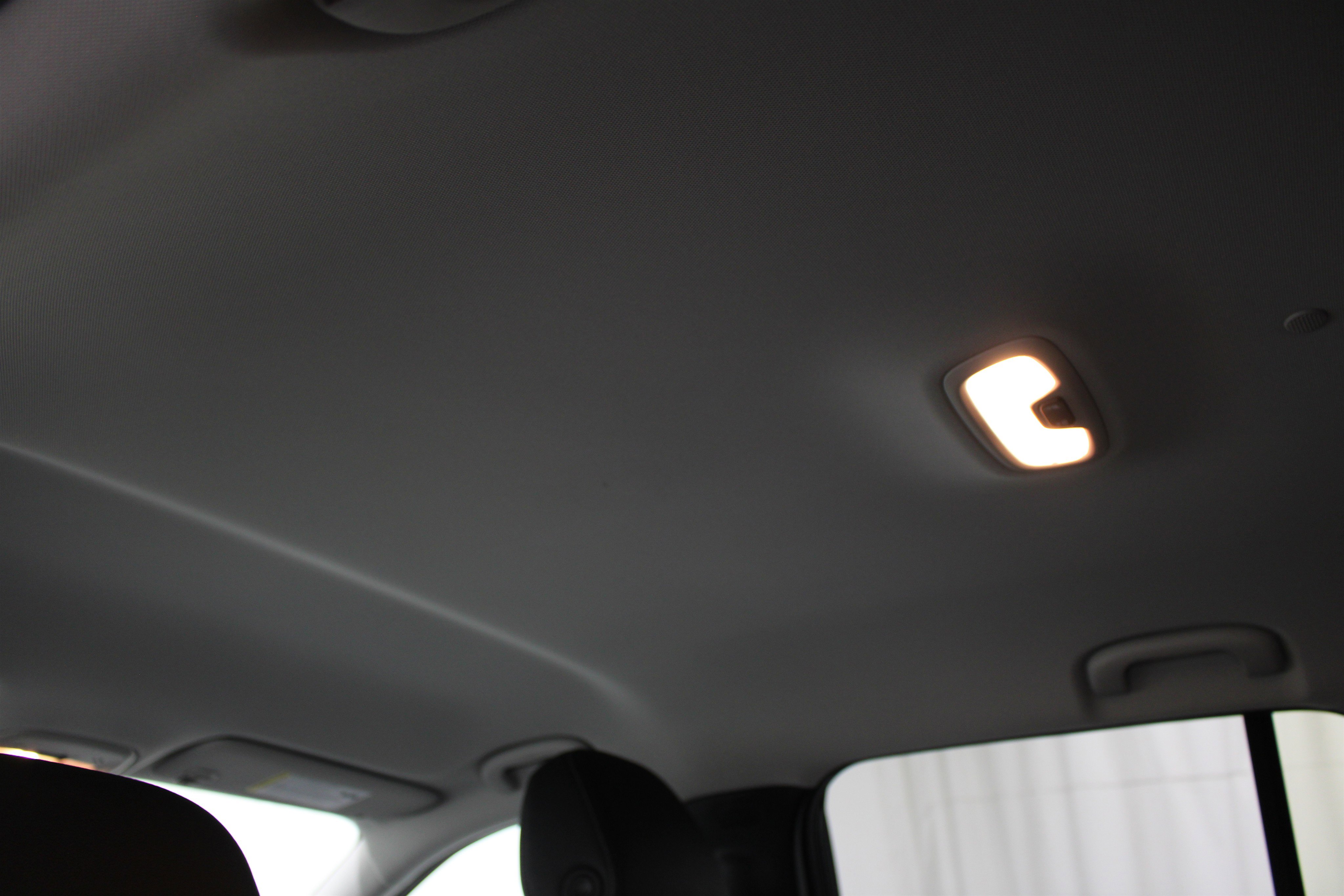 Used 2025 Chevrolet Trax LT w/ LT Convenience Package FWD image 19