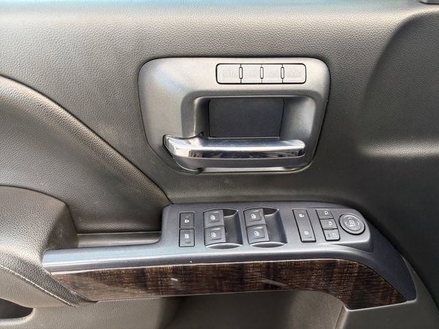 Used 2015 GMC Sierra 1500 Denali w/ Driver Alert Package AWD/4WD image 4