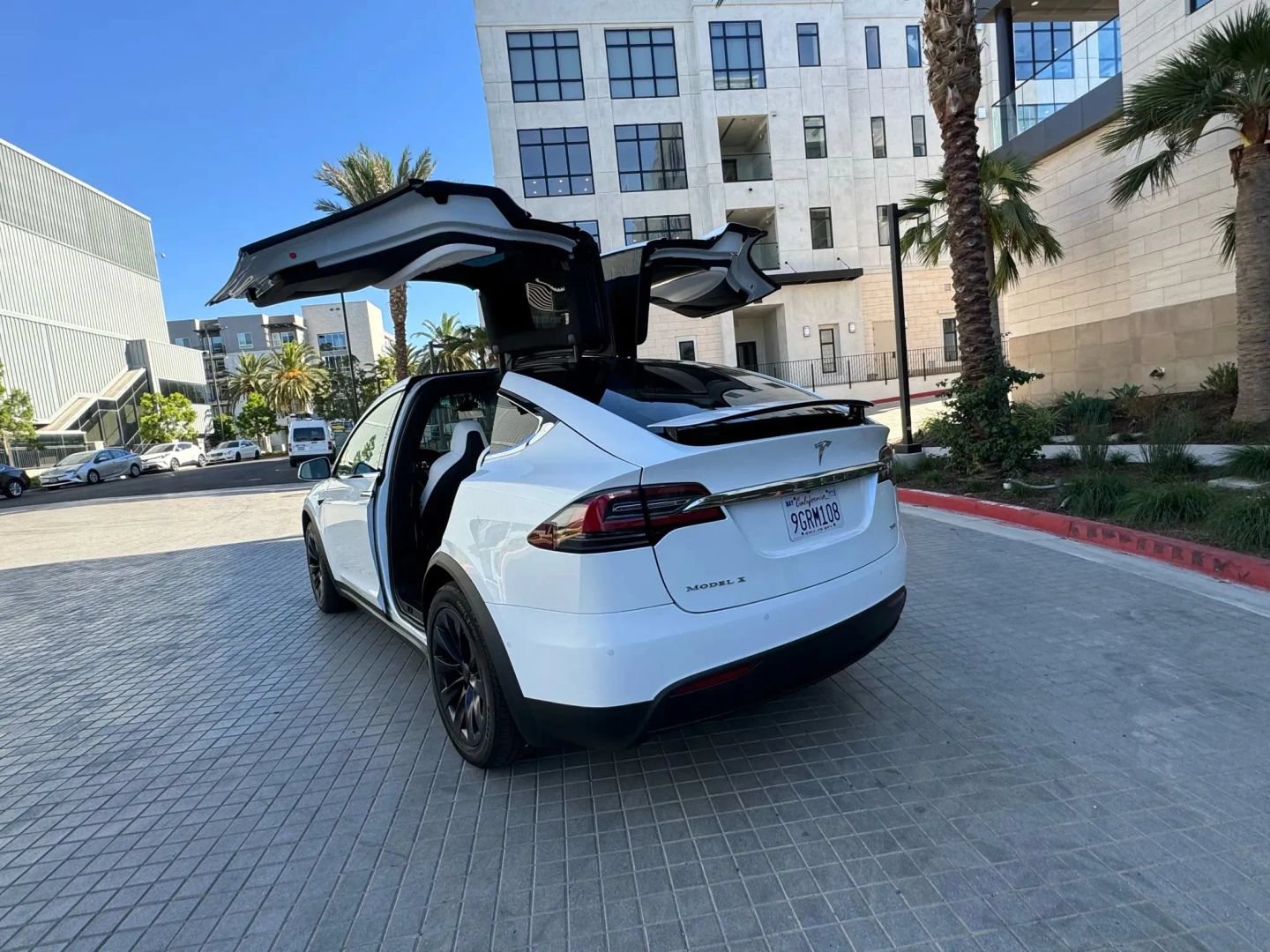 Used 2020 Tesla Model X Performance AWD/4WD image 6