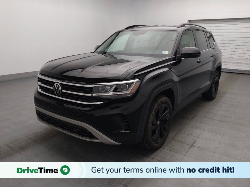Used 2023 Volkswagen Atlas SE w/ Black Wheel Package