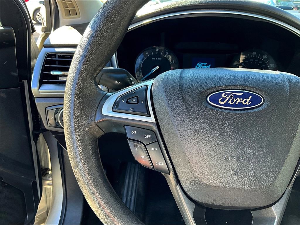 Used 2016 Ford Fusion S FWD image 15