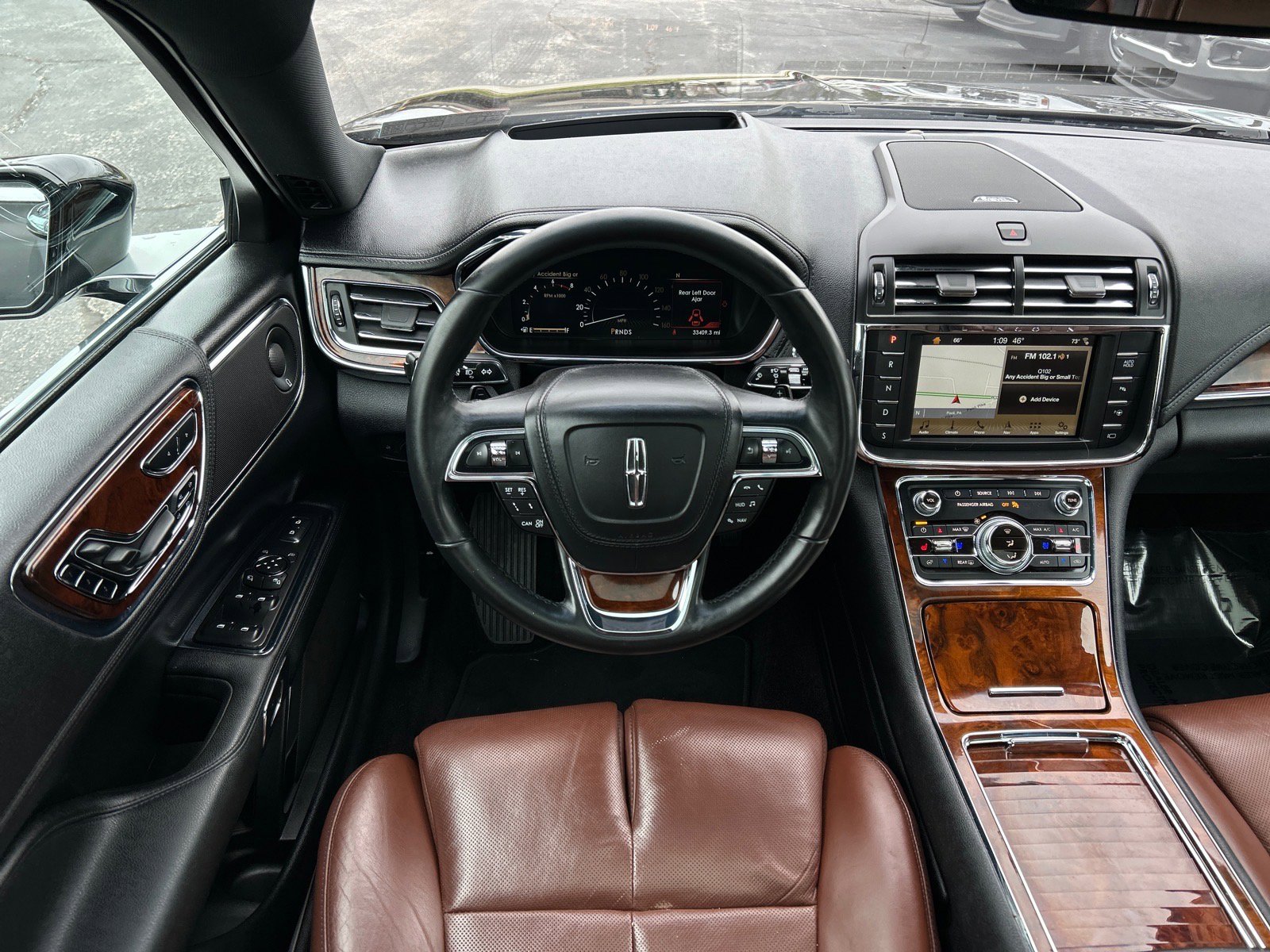 Used 2018 Lincoln Continental Reserve image 5