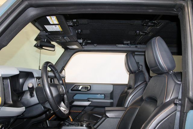 Used 2022 Ford Bronco Badlands image 8