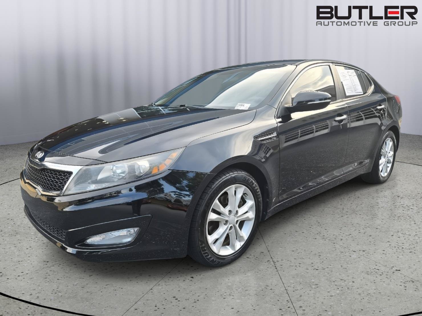 Used 2013 Kia Optima LX FWD image 1