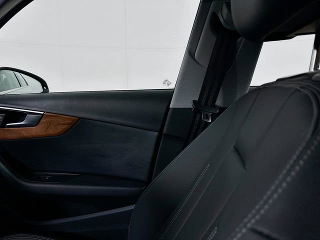 Used 2023 Audi A4 2.0T Premium w/ Convenience Package image 23