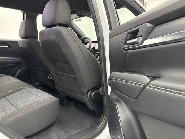 New 2026 GMC Terrain Elevation image 32