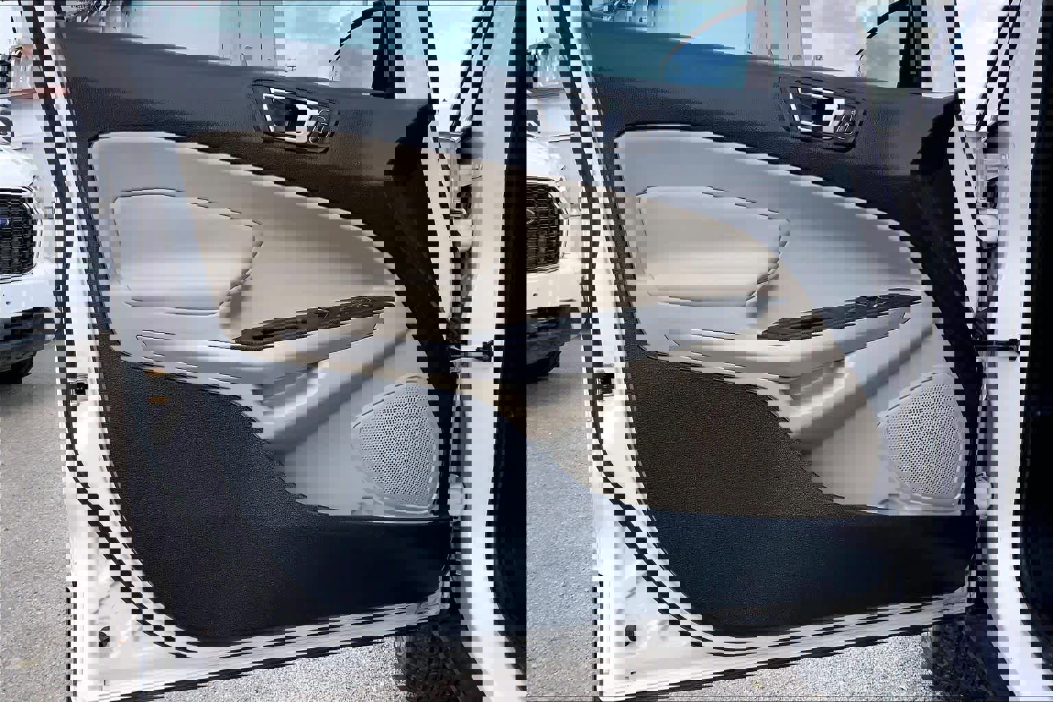 Used 2020 Ford EcoSport Titanium image 22