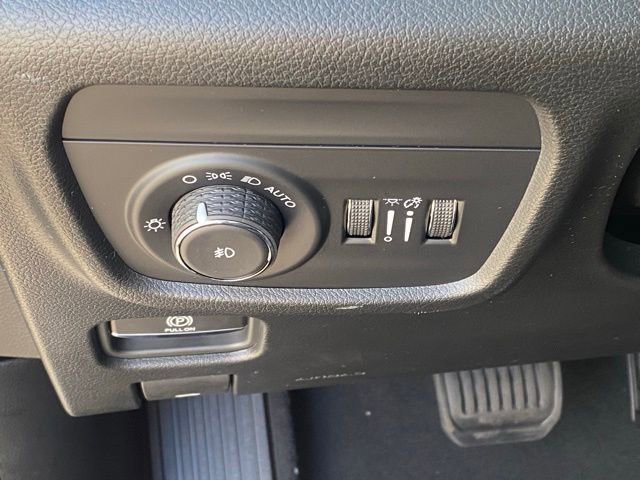 New 2025 Jeep Grand Cherokee Limited w/ Luxury Tech Group II image 27