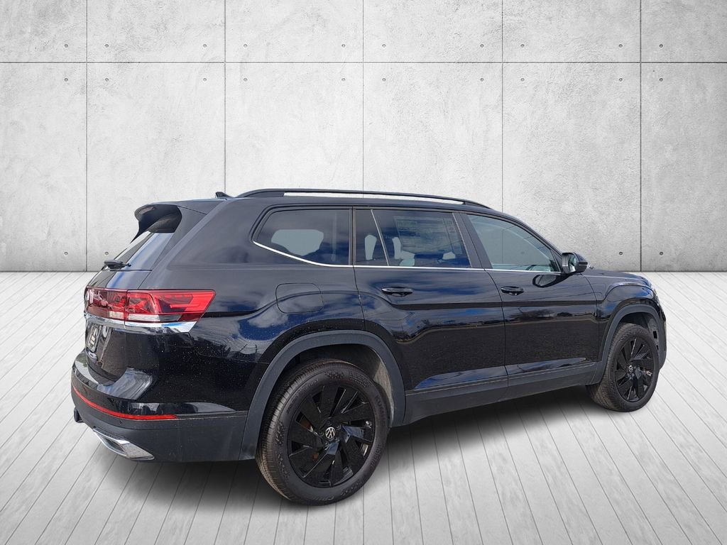 Used 2025 Volkswagen Atlas SE image 5