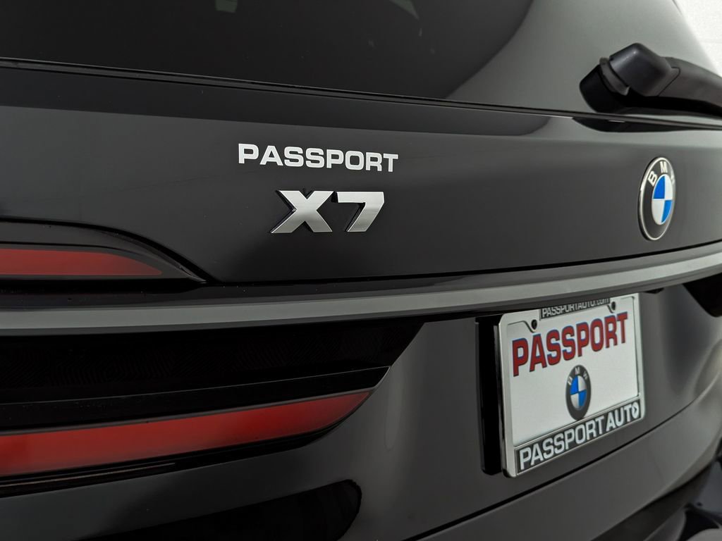 Used 2026 BMW X7 M60i image 10