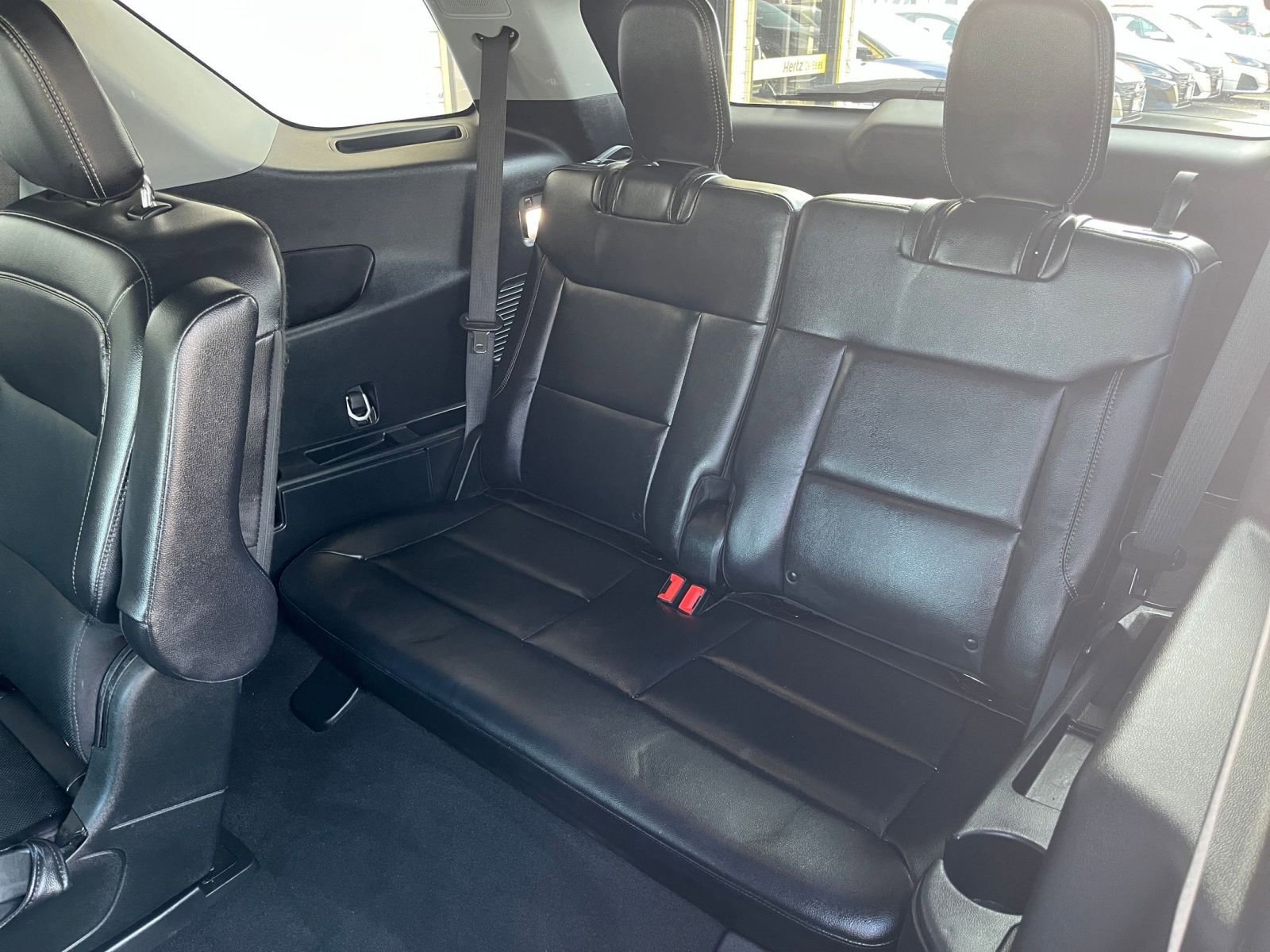 Used 2023 Ford Explorer Limited image 32