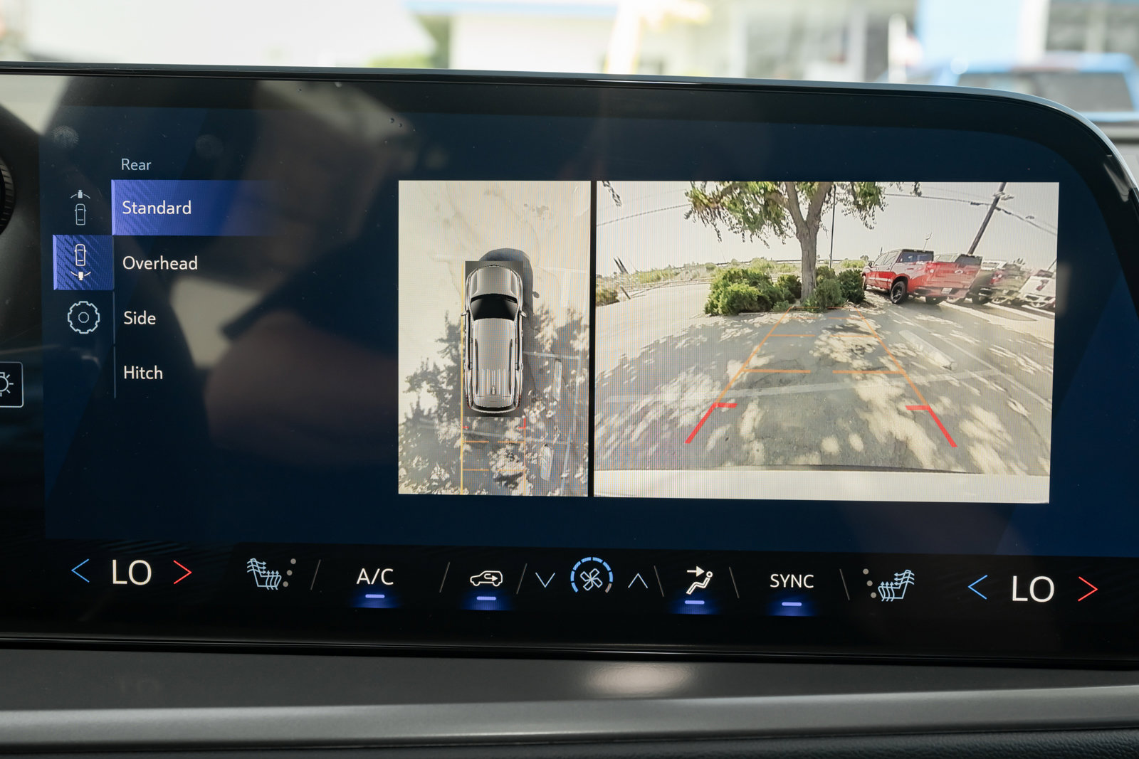 New 2026 Chevrolet Traverse LT w/ Driver Confidence Package image 27