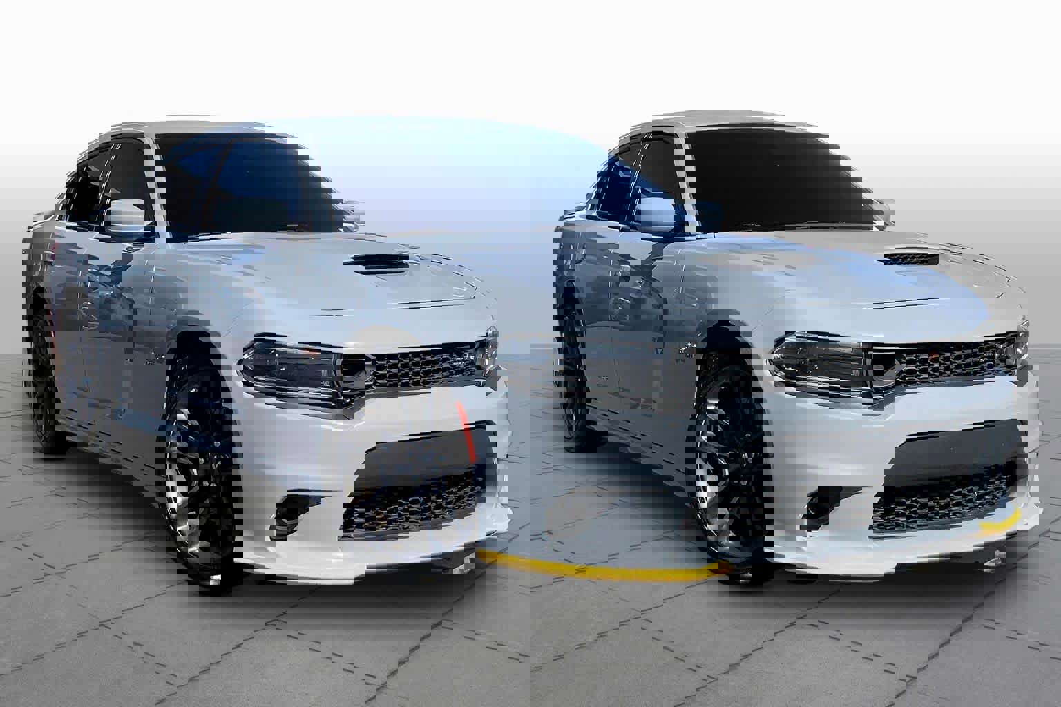 Used 2022 Dodge Charger Scat Pack w/ Driver Convenience Group RWD image 3