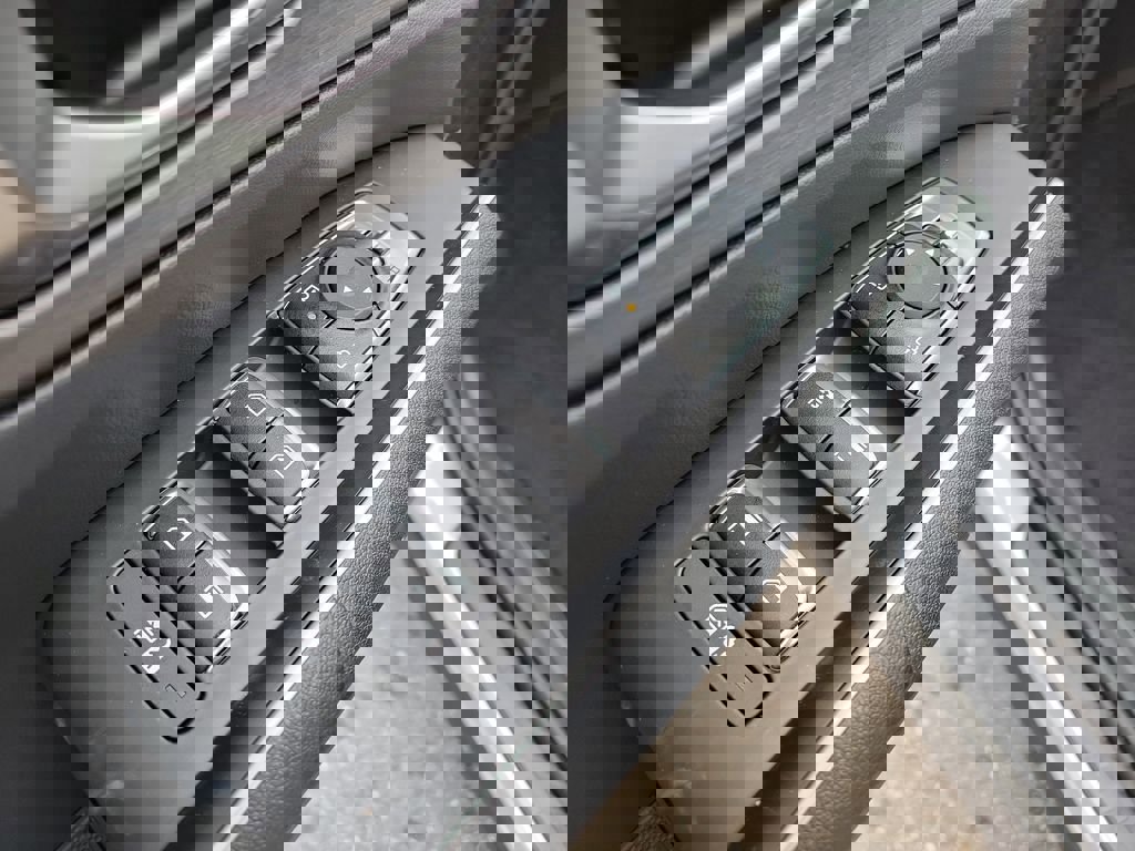 New 2026 Kia Sorento X-Line EX image 22