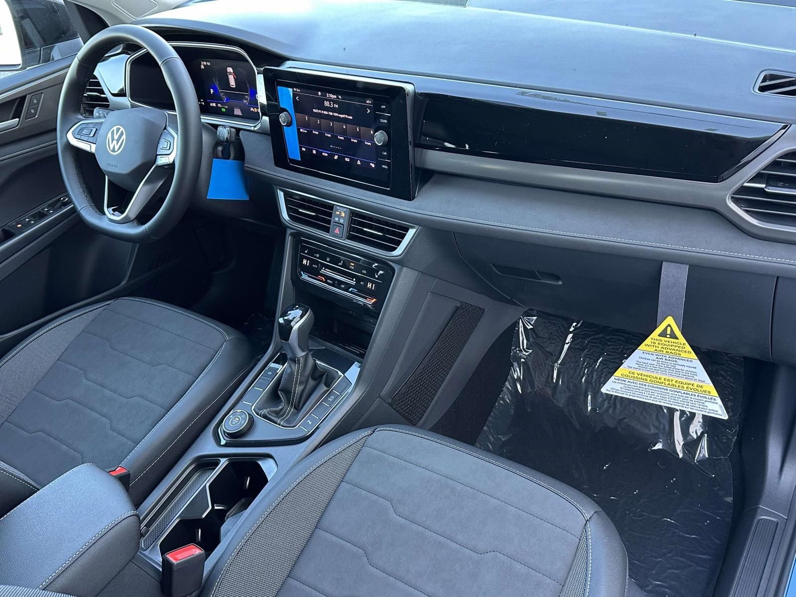 New 2026 Volkswagen Taos SE image 12