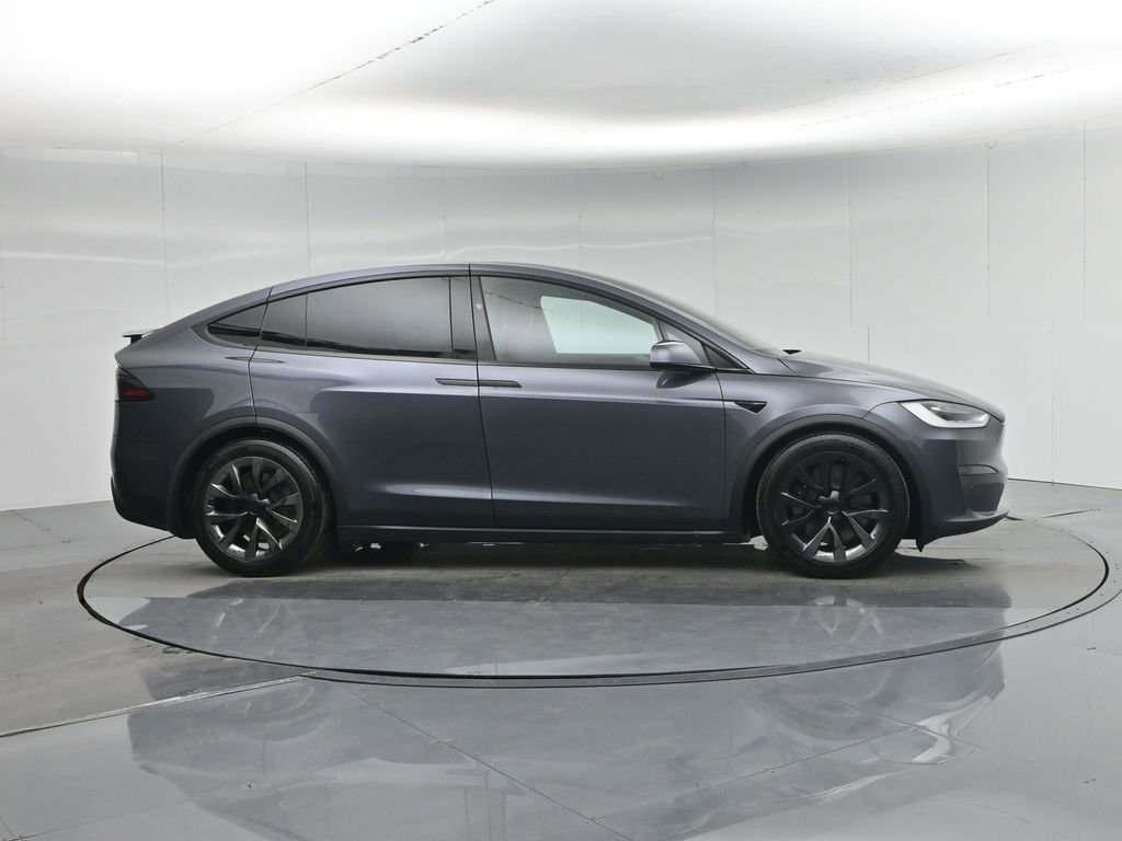 Used 2023 Tesla Model X image 27