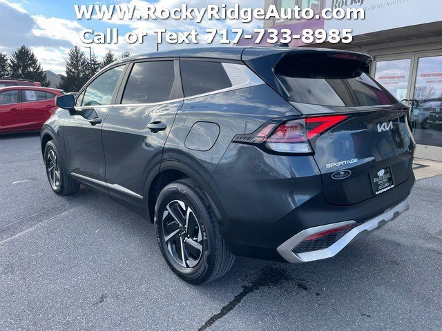 Used 2023 Kia Sportage LX AWD/4WD image 5