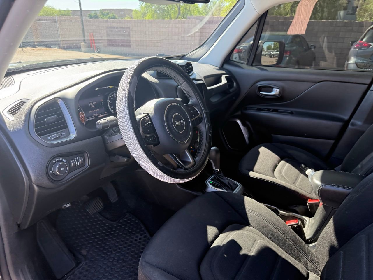 Used 2022 Jeep Renegade Latitude w/ Convenience Group image 14