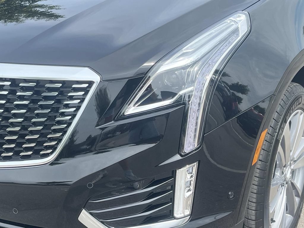 New 2026 Cadillac XT5 Premium Luxury w/ Driver Assist Package AWD/4WD image 9