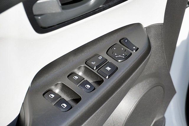 Certified 2023 Hyundai Kona SEL image 23