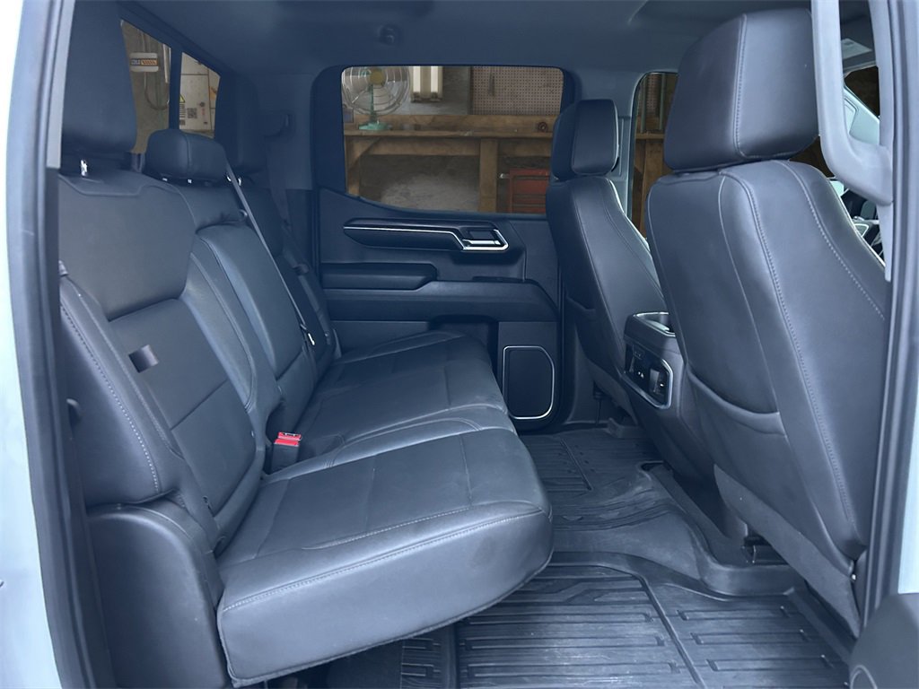 Certified 2023 GMC Sierra 1500 SLT image 18