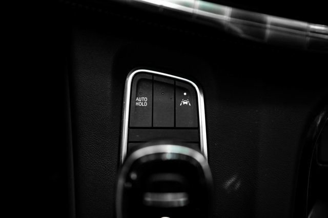 Used 2021 Cadillac Escalade ESV Sport w/ Driver Assist Tech Package RWD image 42
