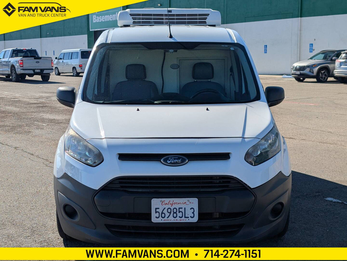 Used 2017 Ford Transit Connect XL image 2
