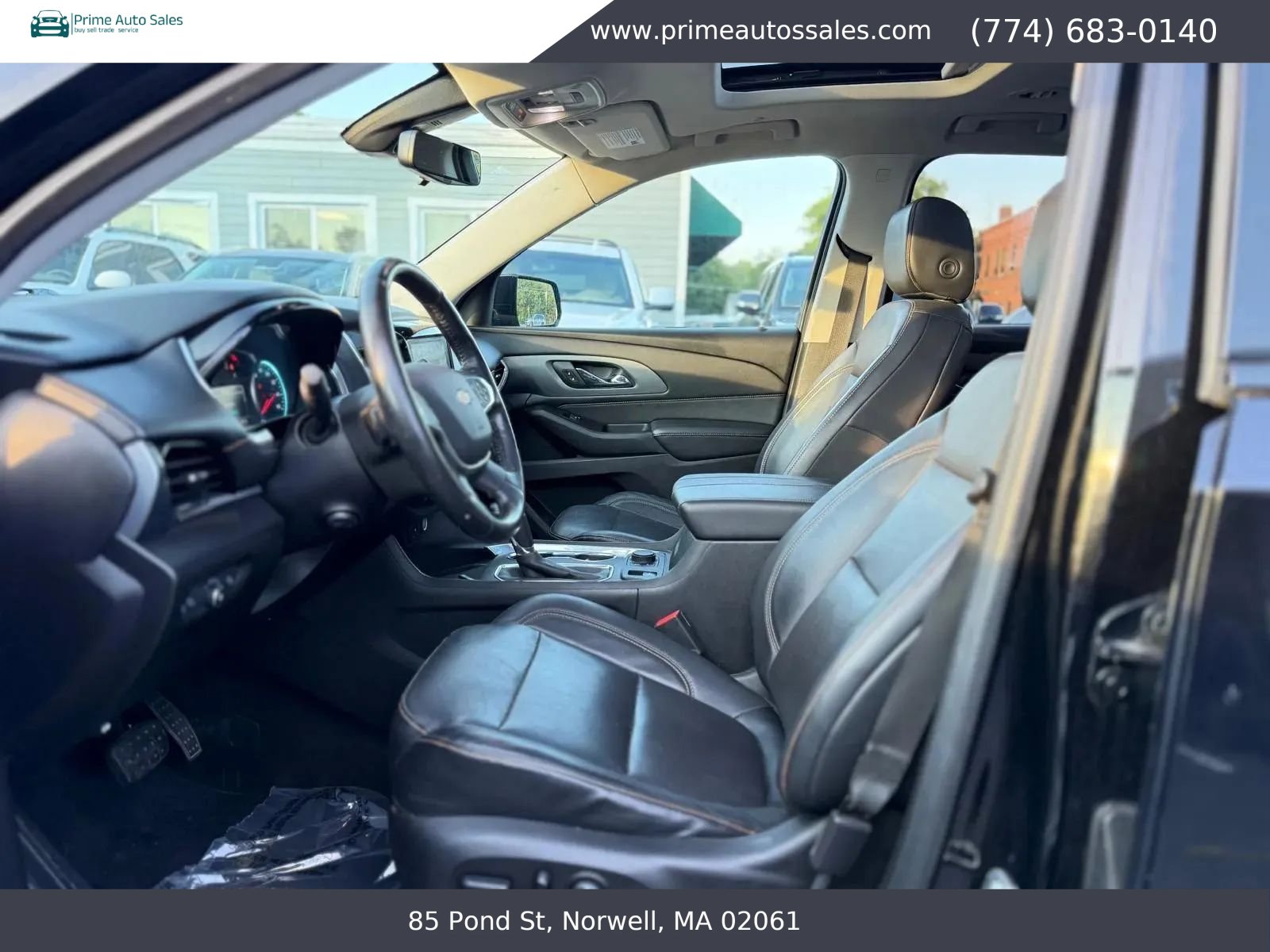 Used 2018 Chevrolet Traverse Premier w/ Redline Edition AWD/4WD image 9