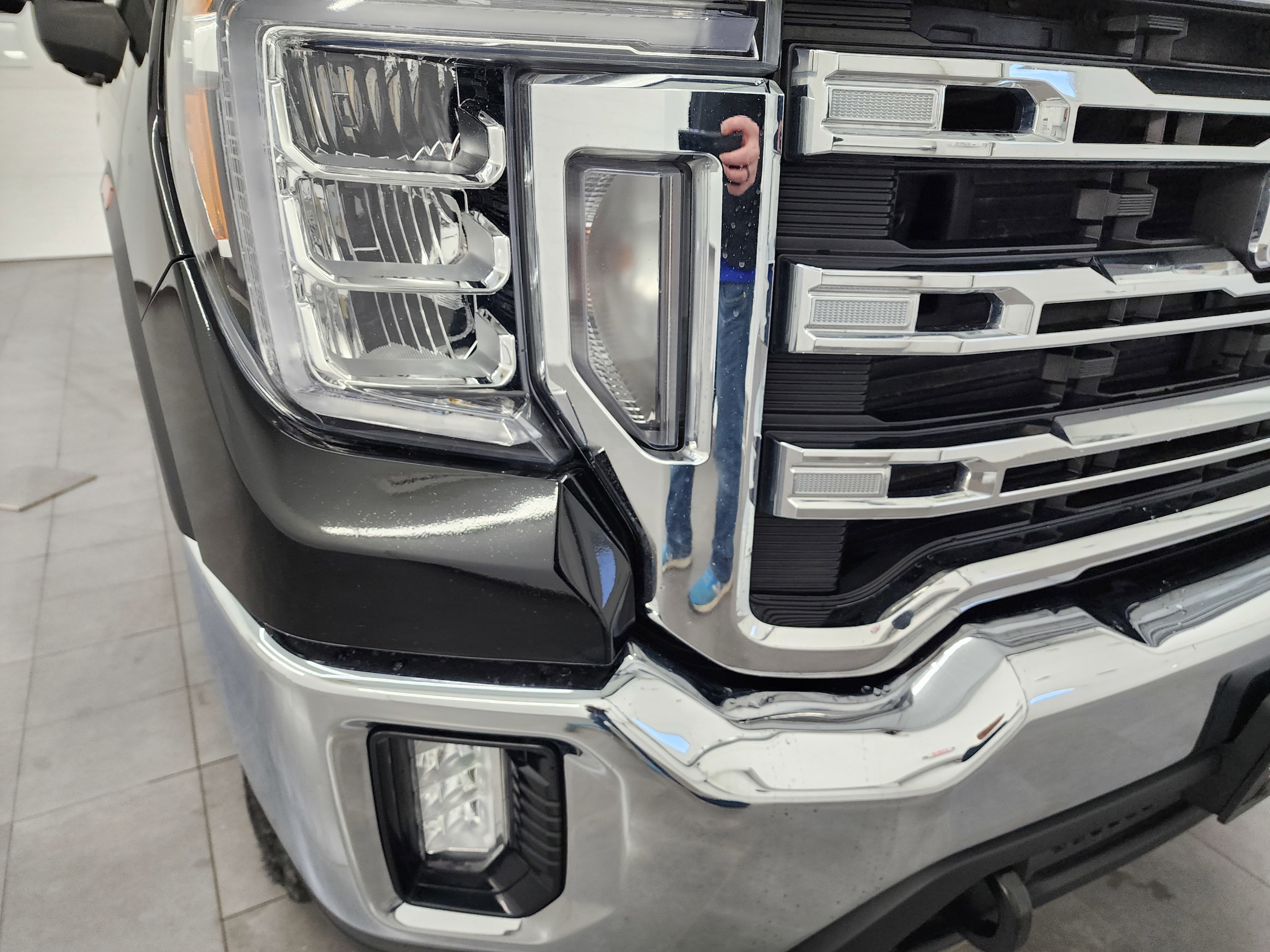 Used 2023 GMC Sierra 2500 SLE w/ SLE Convenience Package image 22