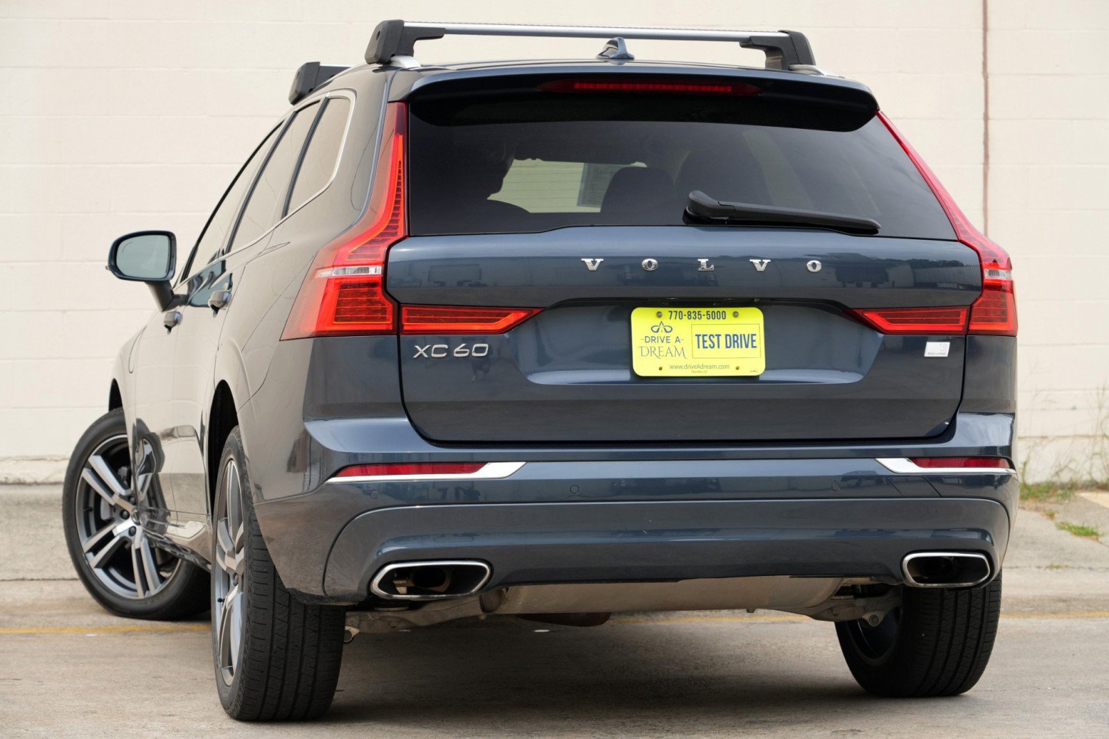Used 2021 Volvo XC60 T8 Inscription Expression w/ Premium Package AWD/4WD image 6