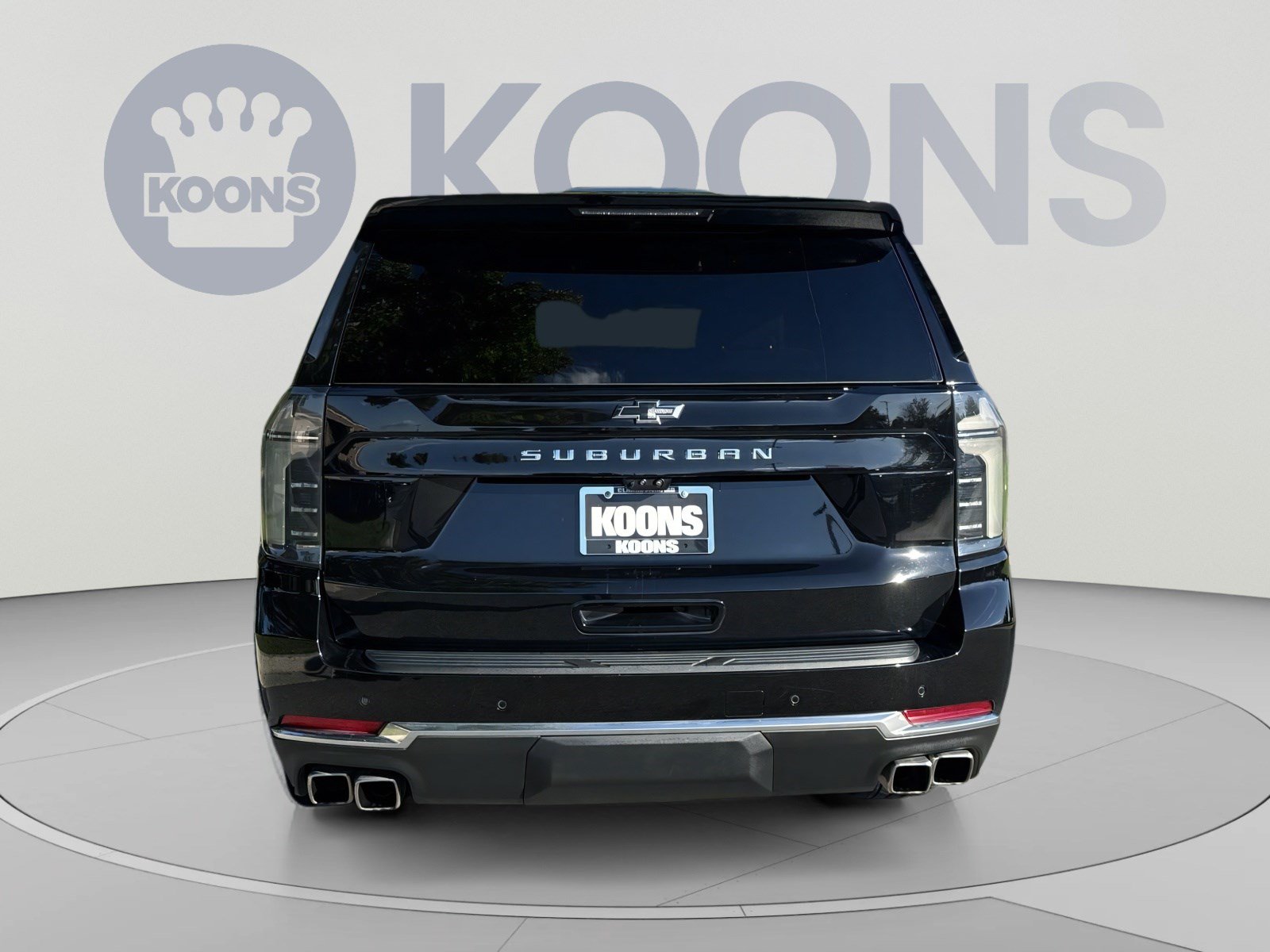 Used 2025 Chevrolet Suburban High Country AWD/4WD image 4