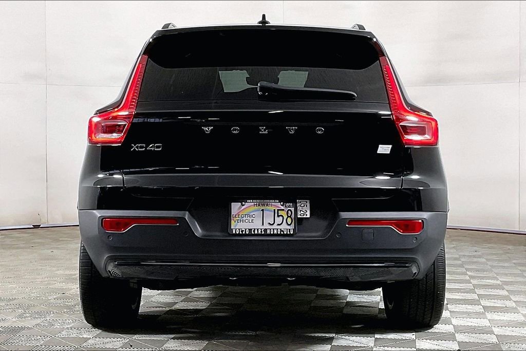Used 2023 Volvo XC40 Recharge Plus w/ Protection Package Premier AWD/4WD image 3