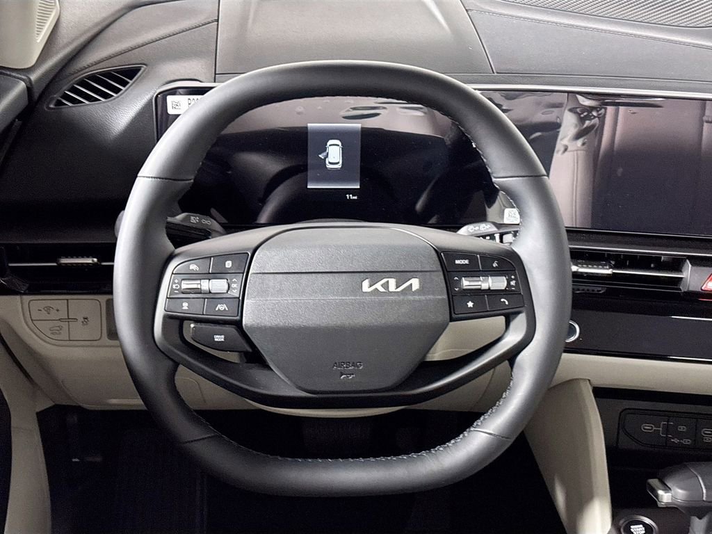 New 2026 Kia Sportage EX FWD image 13