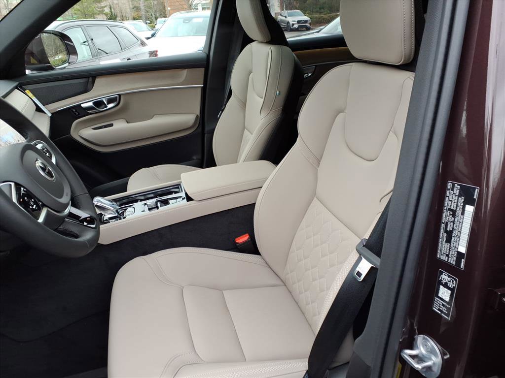 New 2026 Volvo XC90 T8 Plus w/ Protection Package Premier image 15