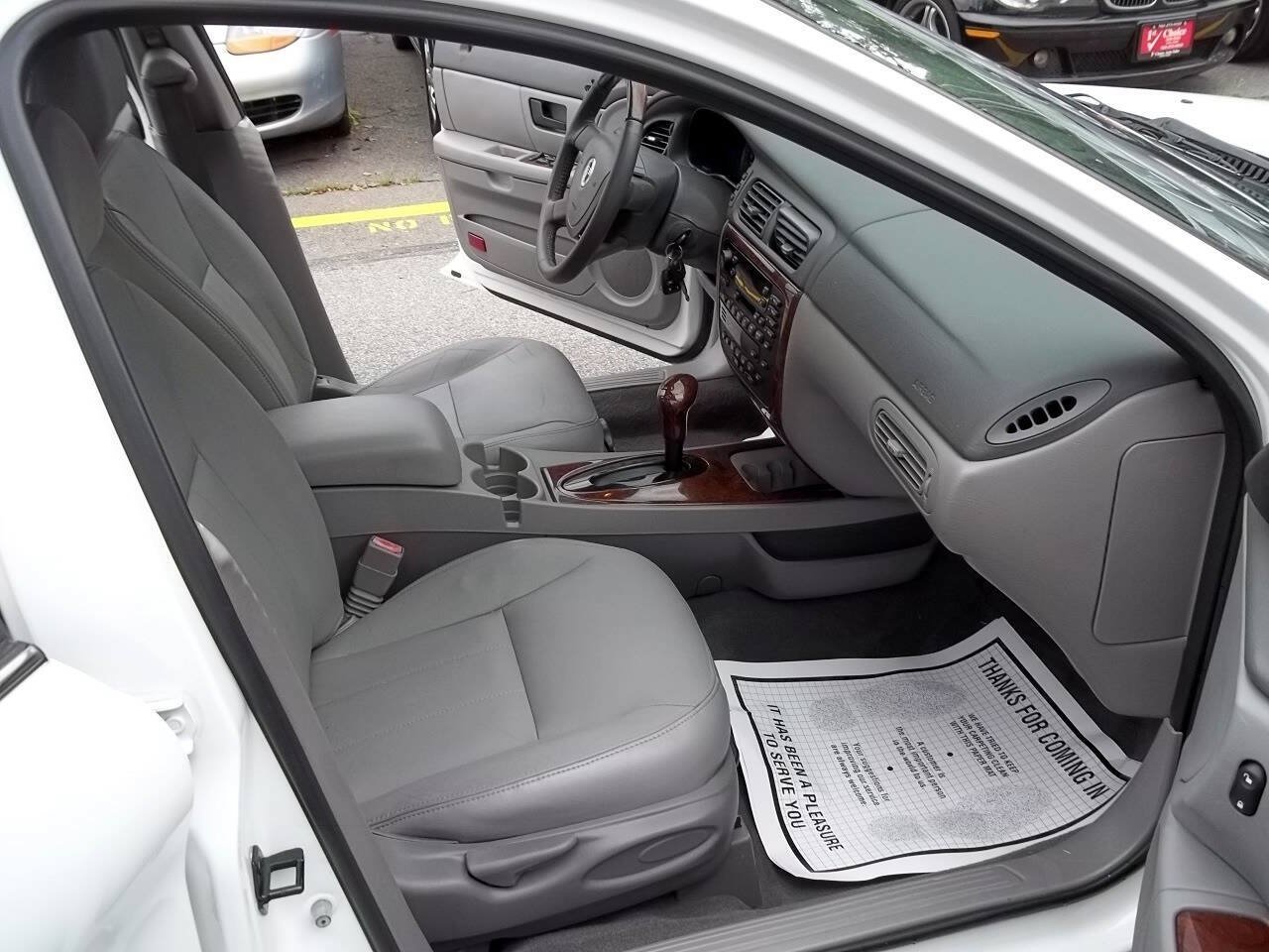 Used 2005 Mercury Sable LS FWD image 11