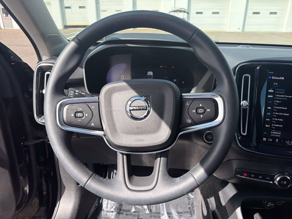 Used 2023 Volvo XC40 B5 Plus w/ Driver Assist Package AWD/4WD image 21