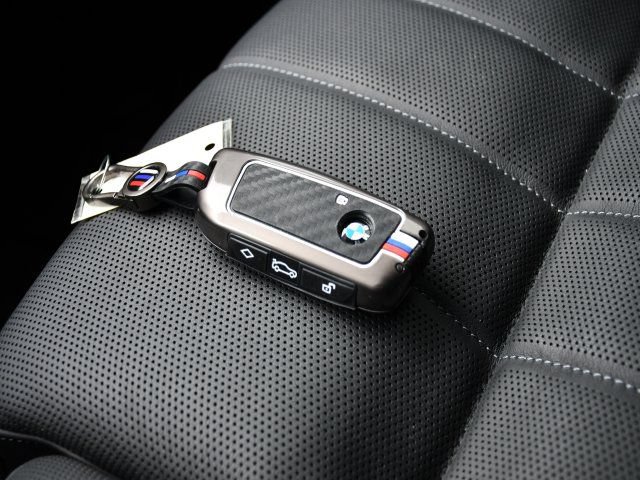 Used 2025 BMW 740i xDrive w/ Executive Package AWD/4WD image 18