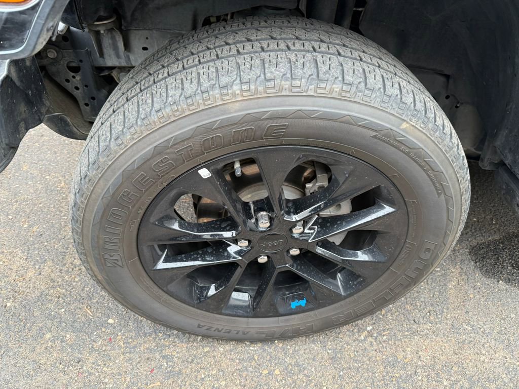 Used 2023 Jeep Wrangler Unlimited Sahara image 13