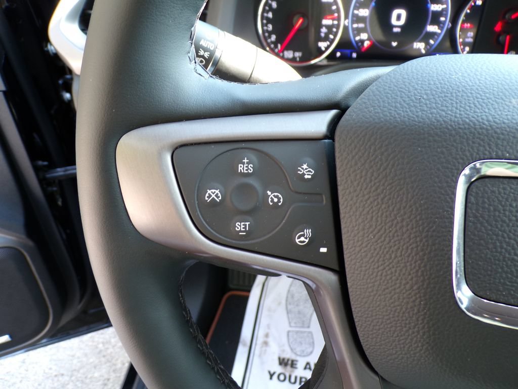 Used 2023 GMC Acadia AT4 w/ Technology Package AWD/4WD image 33