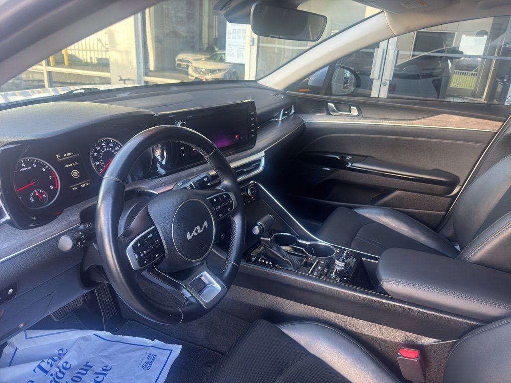 Used 2022 Kia K5 EX w/ EX Premium Package image 3