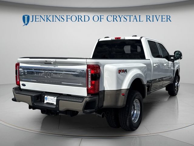 Used 2017 Ford F250 King Ranch w/ King Ranch Ultimate Package AWD/4WD image 3
