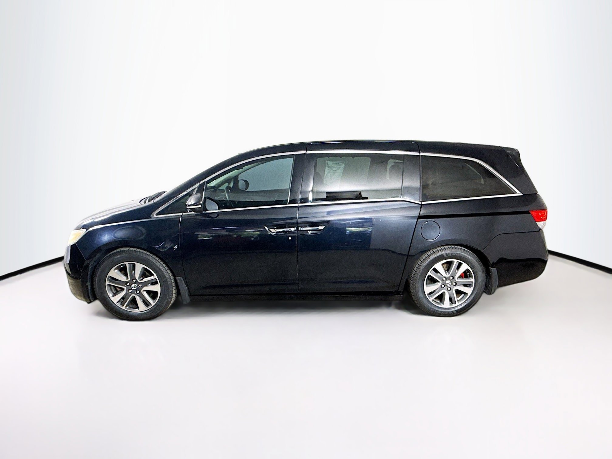 Used 2015 Honda Odyssey Touring image 7