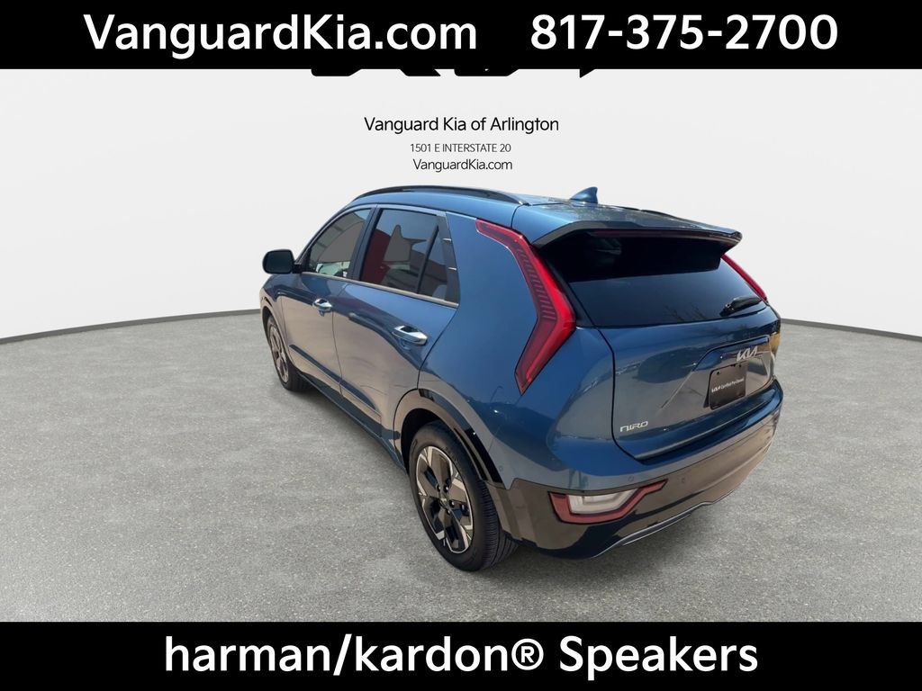 Certified 2024 Kia Niro Wave FWD image 7