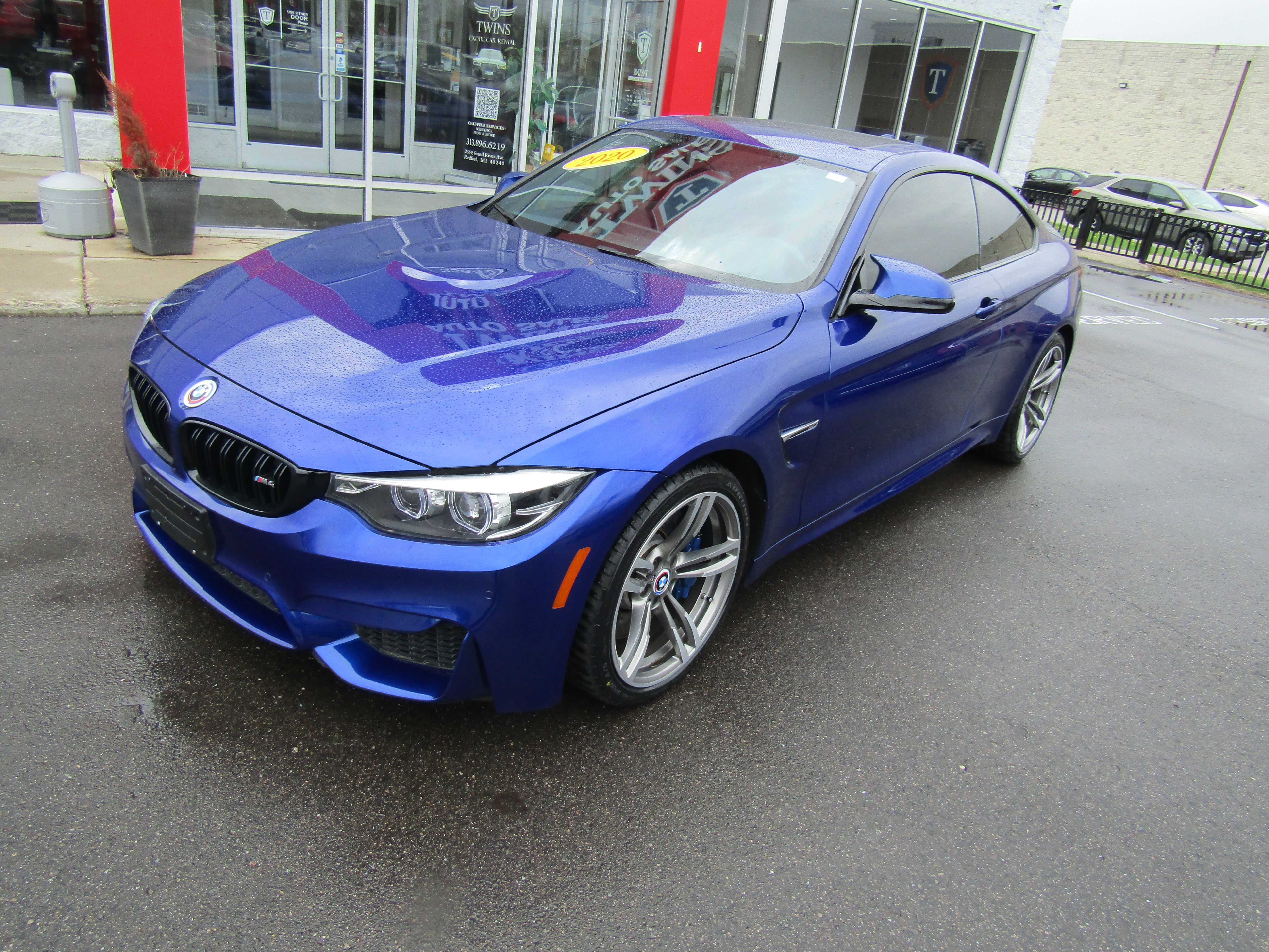 Used 2020 BMW M4 Coupe RWD image 2